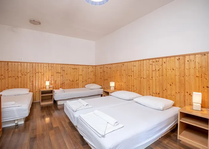 Guest house Pansion Zvekovica